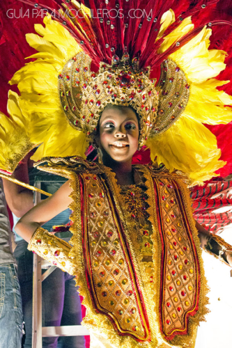 niña gala carnaval tablas  